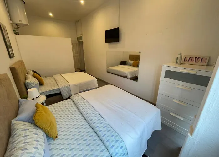 Franco 게스트하우스 *